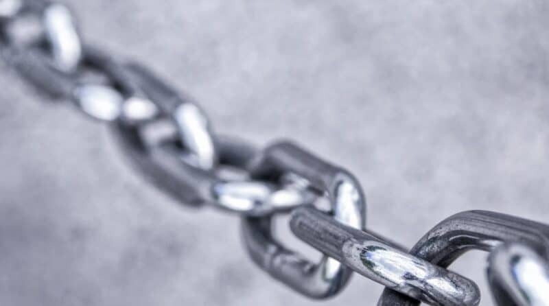 Implementing a Queue with a Linked List - Feature Image